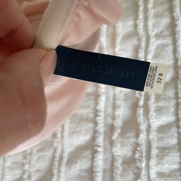 SUPER RARE VICTORIA SECRET Full Bikini Pink & Black Jewels limited edition - Picture 7 of 11